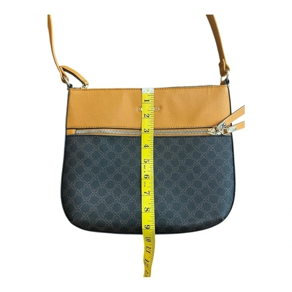 Nine West Crossbody browns and mustard yellow excellent condition